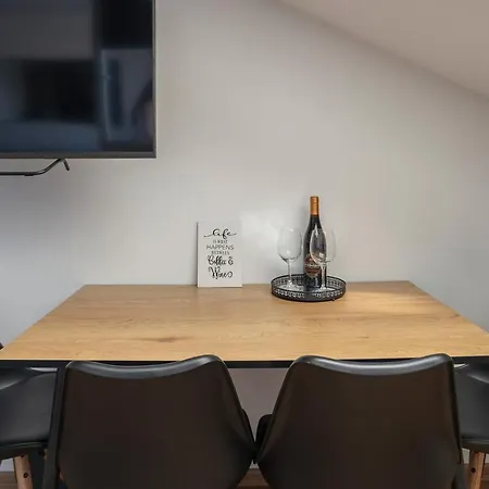 Stylish 2 Maisonette - Contactless Check-in Appartamento *